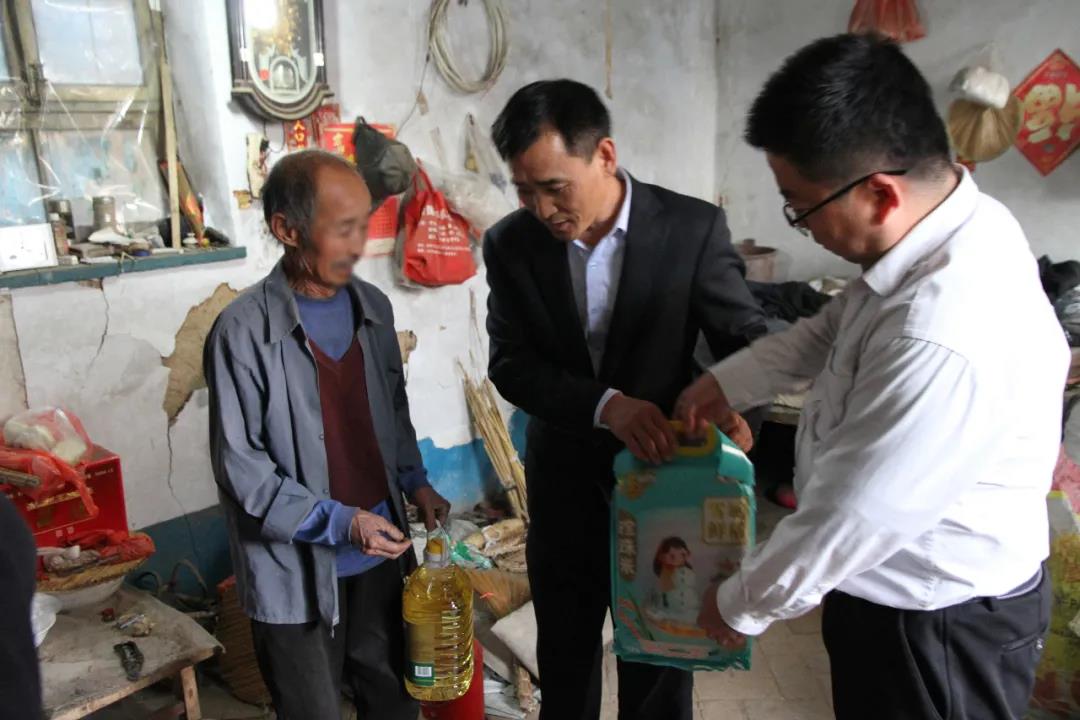 九九重阳节 中洋敬老情(图1)