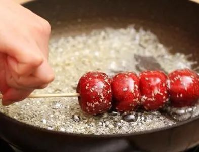 喜迎元旦 免费活动 | 全城寻找“甜品师”，让网红奶枣、冰糖葫芦、新年蛋糕甜蜜这...(图8)