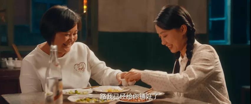 《你好，李焕英》票房喜破50亿，影片如此成功的道理你知道是什么吗？(图3)