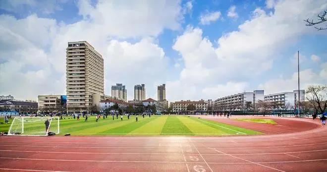 玉龙湾告诉您 名校为邻究竟有多重要？(图2)