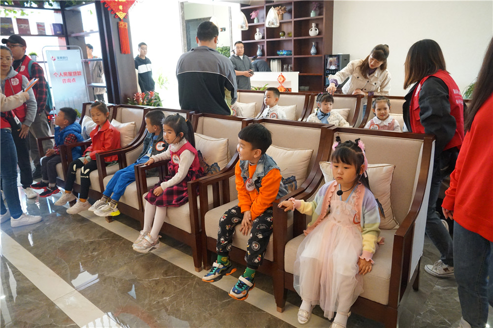 翰林名苑|第七届“曹灿杯”青少年朗诵展示活动莱芜地区海选隆重举行(图4)