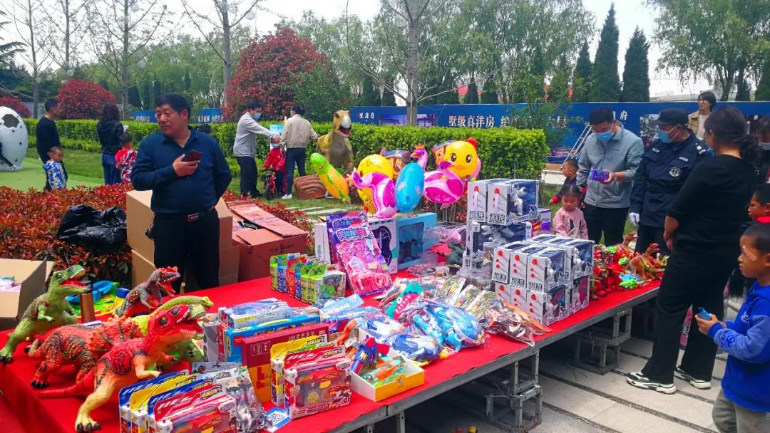 中洋·悦澜府 | 五一游玩好去处！奇幻恐龙展震撼来袭!(图19)