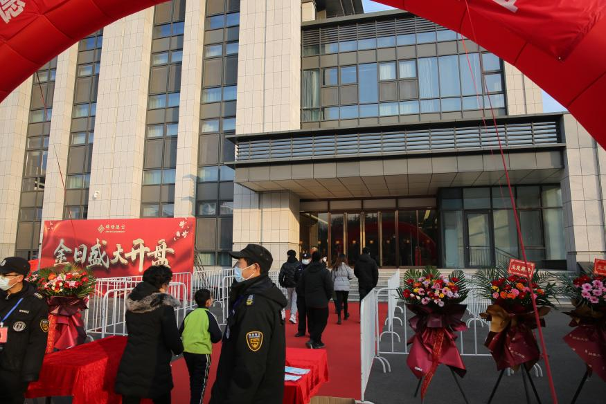 喜报 | 锦绣德宝首开大捷，2小时劲销1亿，引燃钢城抢房盛况！(图5)