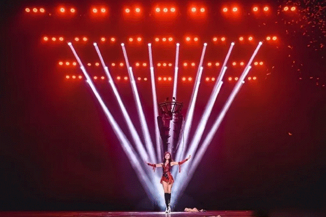 6月22日，一场大型极限逃脱魔术秀，燃爆莱芜!万张门票全城派送！(图3)