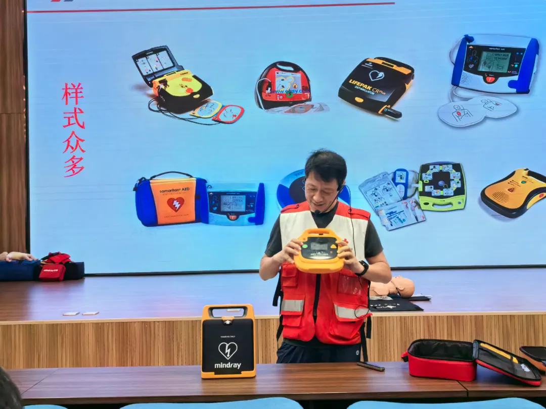兴宇·龙玺台|上好生命守护“必修课”!兴宇集团开展急救知识培训(图15)
